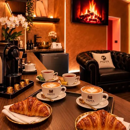 Moya 1 - In Hotel miłości *