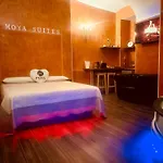 Liefdeshotel Moya 1 - In Rome